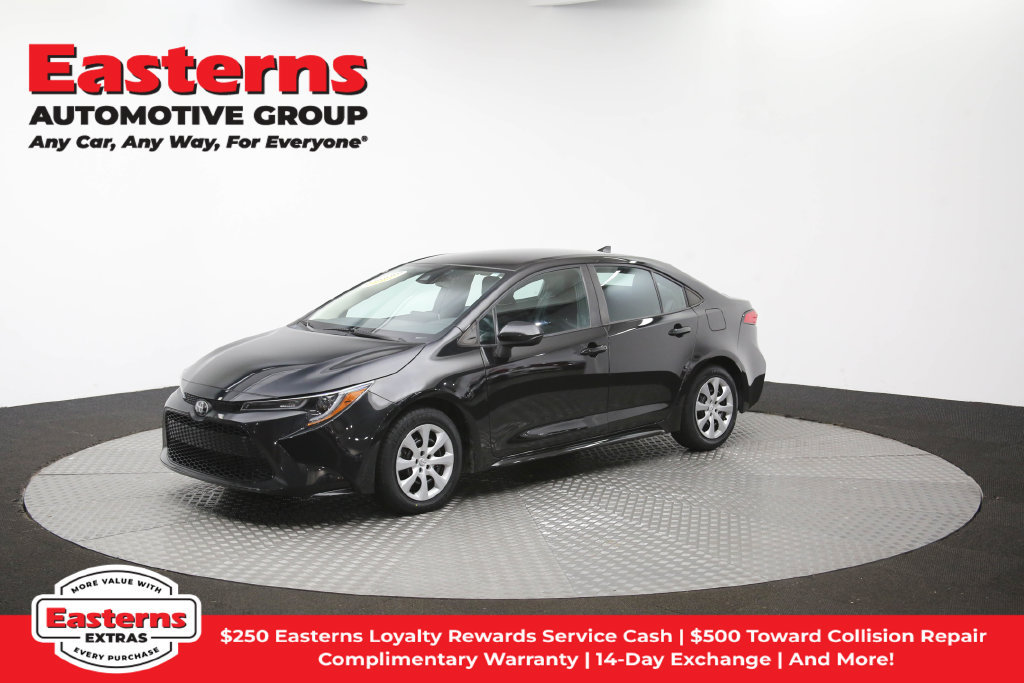 Used 2021 Toyota Corolla LE w/ Carpet Mat Package (TMS) FWD image 59