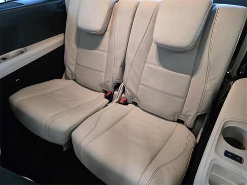 New 2026 Mercedes-Benz GLS 450 4MATIC image 15