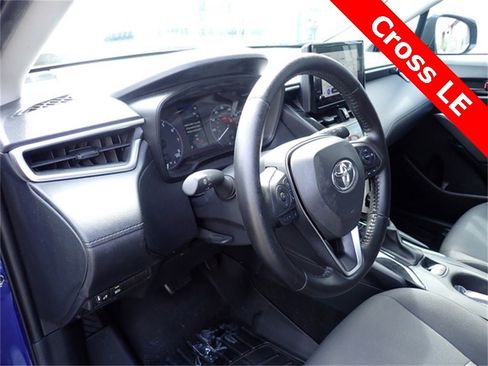 Certified 2023 Toyota Corolla Cross LE image 14