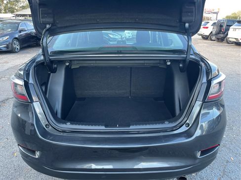 Used 2018 Toyota Yaris iA image 12