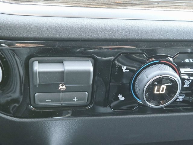 New 2026 Chevrolet Silverado 1500 LT Trail Boss w/ LT Trail Boss Premium Package AWD/4WD image 31