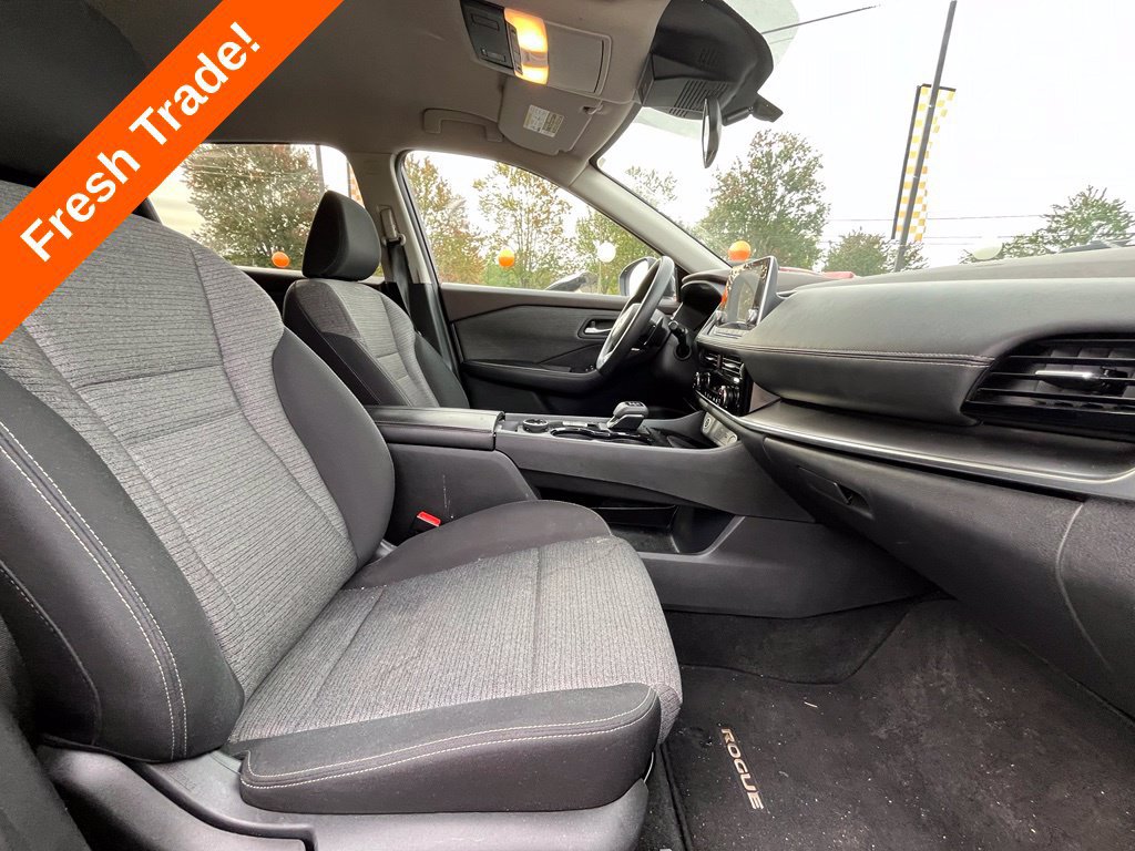 Used 2021 Nissan Rogue SV AWD/4WD image 32