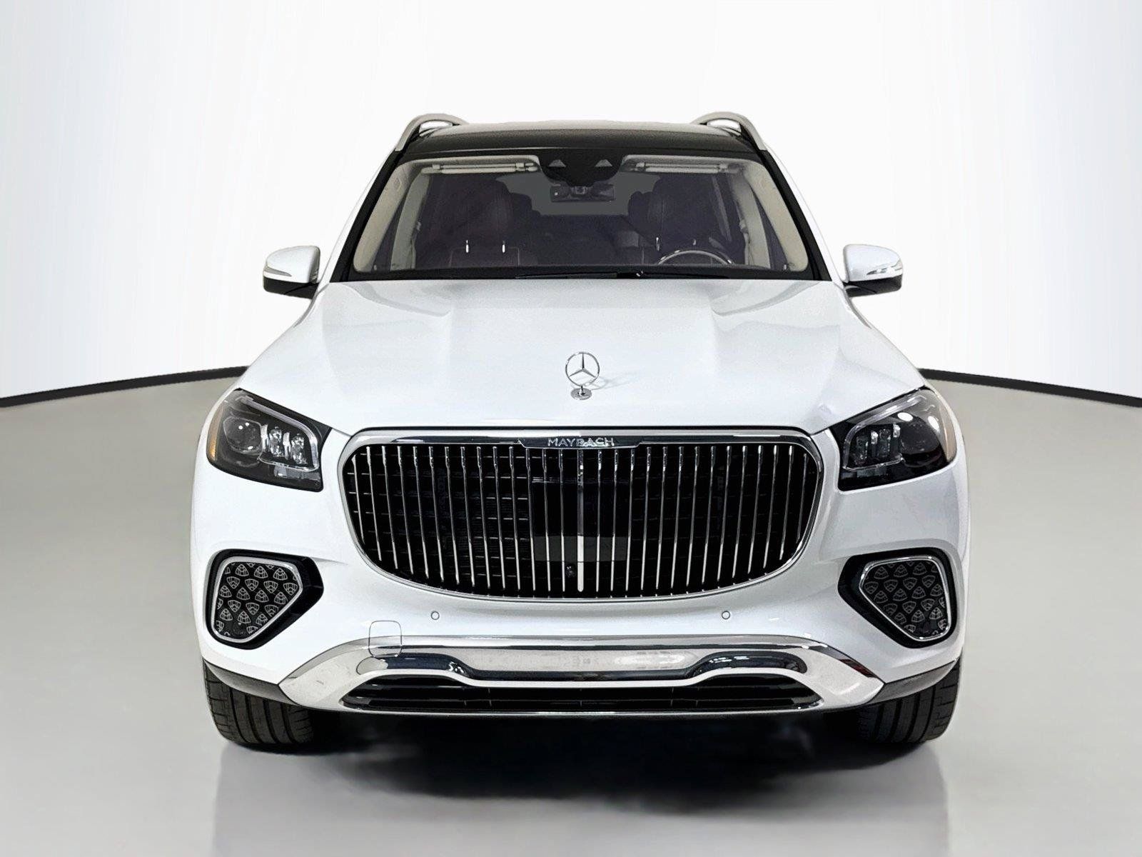 Used 2025 Mercedes-Benz Maybach GLS 600 4MATIC image 11
