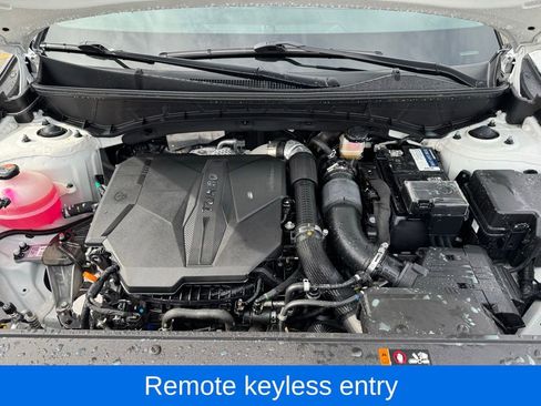 Used 2025 Hyundai Santa Cruz Limited AWD/4WD image 11
