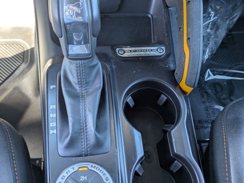 Certified 2024 Ford Bronco Badlands image 20