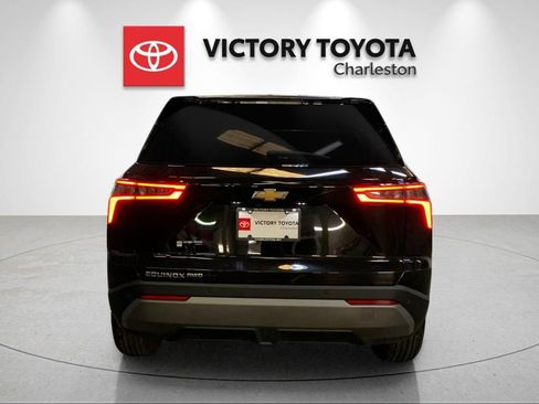 Used 2026 Chevrolet Equinox LT AWD/4WD image 4