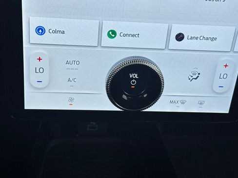 Certified 2023 Ford Mustang Mach-E Select image 22