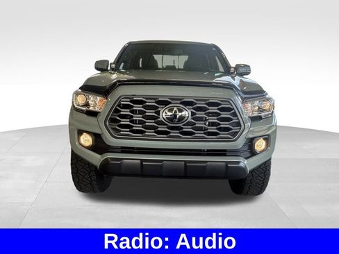 Used 2023 Toyota Tacoma TRD Off-Road image 9