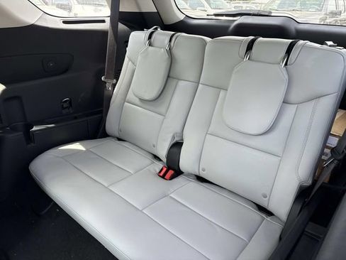 New 2026 Ford Explorer Platinum image 19