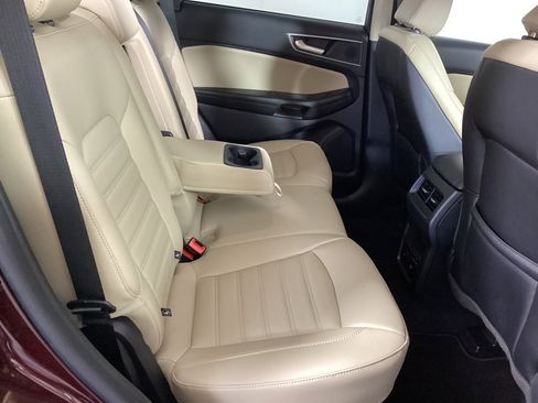 Used 2024 Ford Edge SEL w/ Convenience Package AWD/4WD image 12
