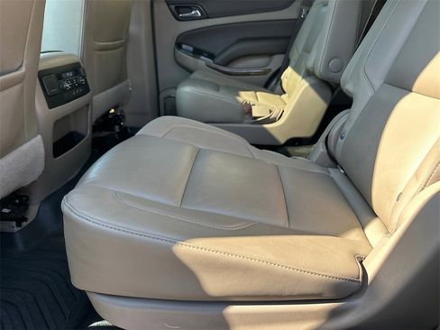 Used 2018 Chevrolet Tahoe LT image 21