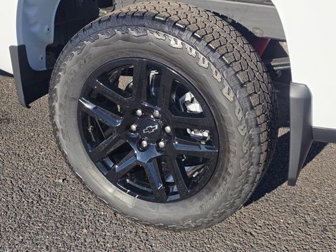 New 2026 Chevrolet Silverado 1500 LT Trail Boss w/ Safety Package image 7