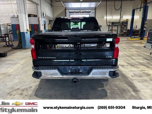 Used 2020 Chevrolet Silverado 1500 LTZ w/ LTZ Plus Package AWD/4WD image 14