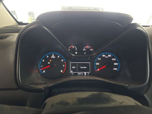 Used 2022 GMC Canyon AT4 image 9