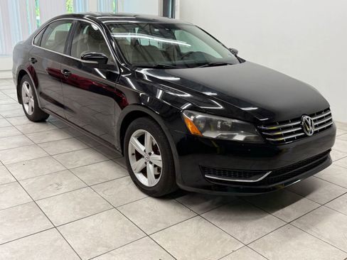 Used 2013 Volkswagen Passat TDI SE FWD image 1