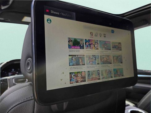 Used 2024 GMC Yukon Denali w/ Advanced Technology Package RWD image 13