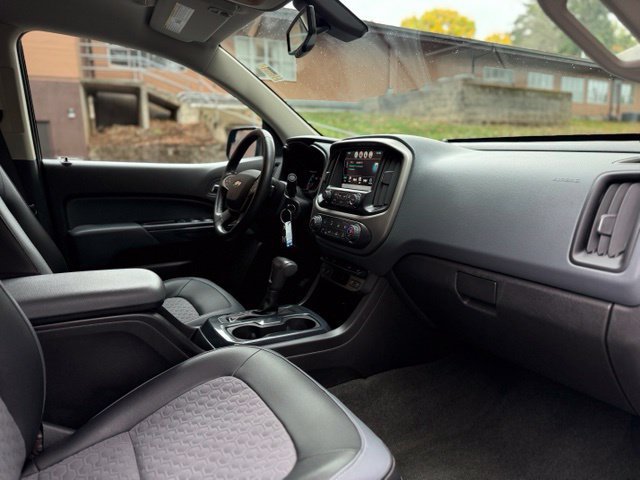 Used 2016 Chevrolet Colorado Z71 AWD/4WD image 16