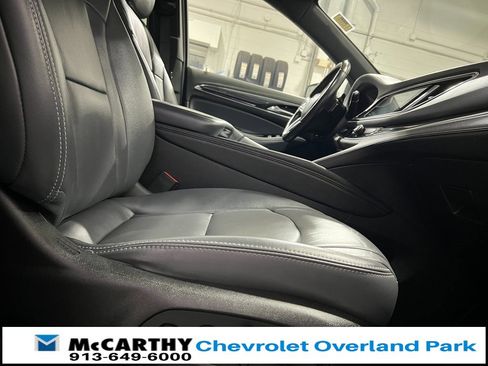 Used 2024 Buick Enclave Premium image 34