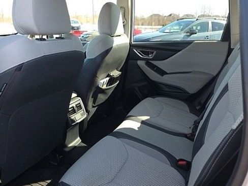 Used 2020 Subaru Forester Premium image 8