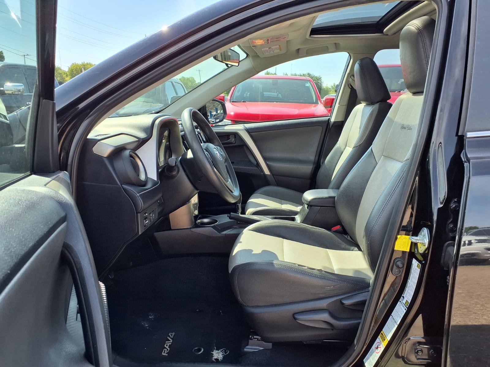 Used 2013 Toyota RAV4 XLE AWD/4WD image 18