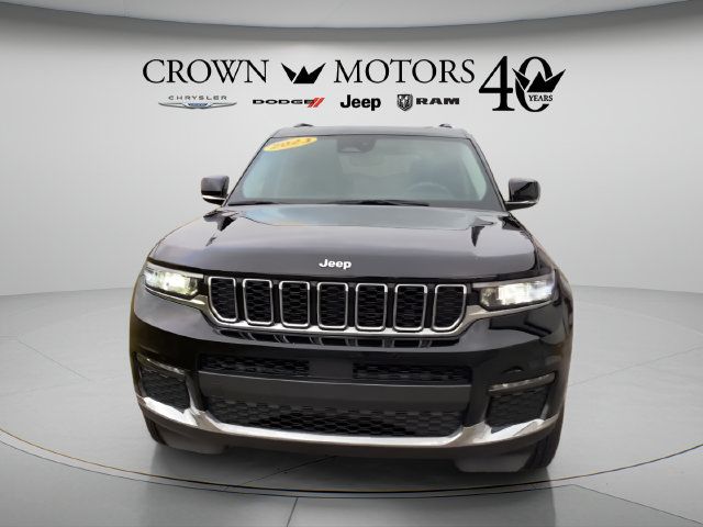 Used 2023 Jeep Grand Cherokee L Limited AWD/4WD image 2