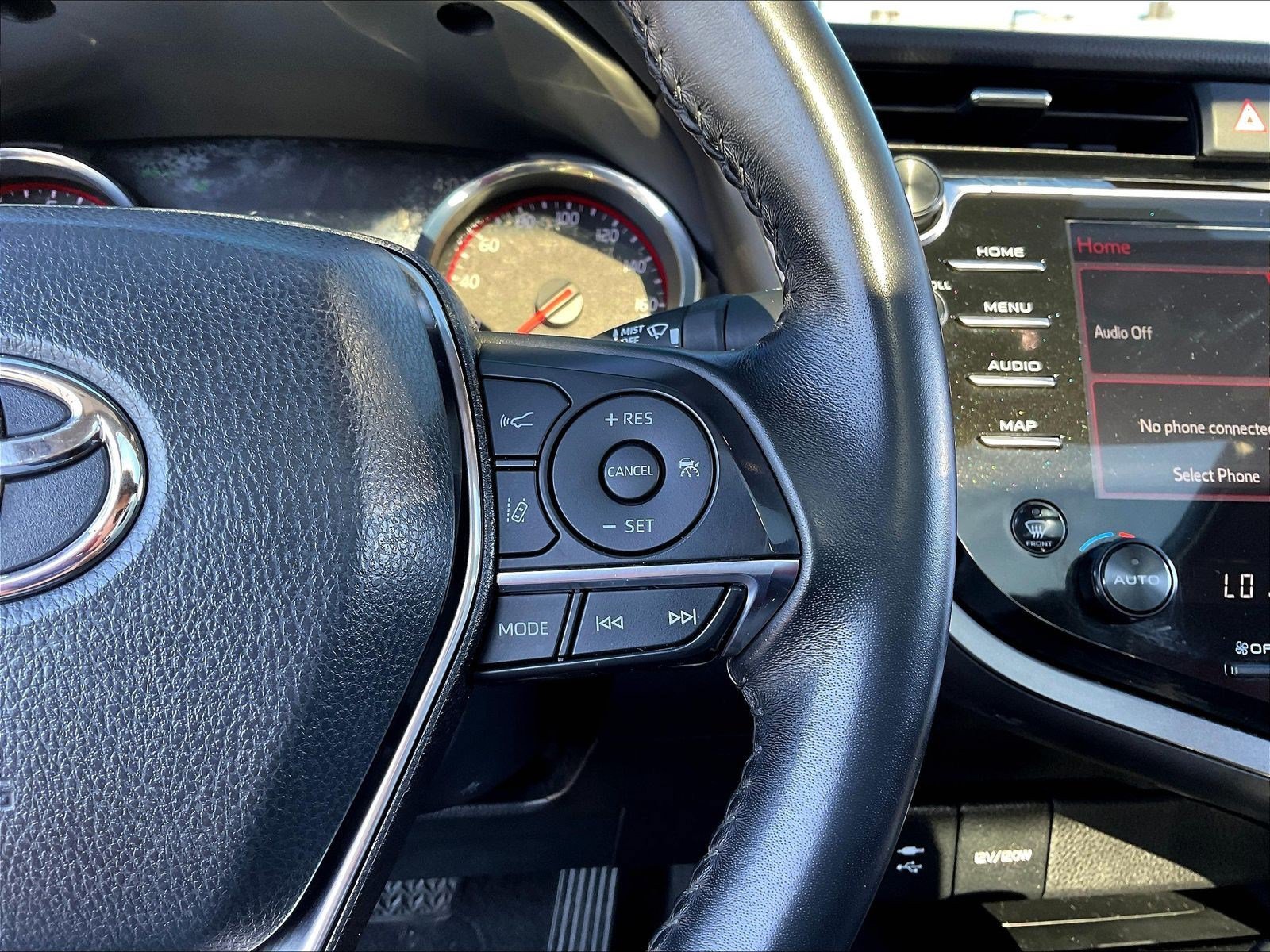 Used 2019 Toyota Camry XSE FWD image 12