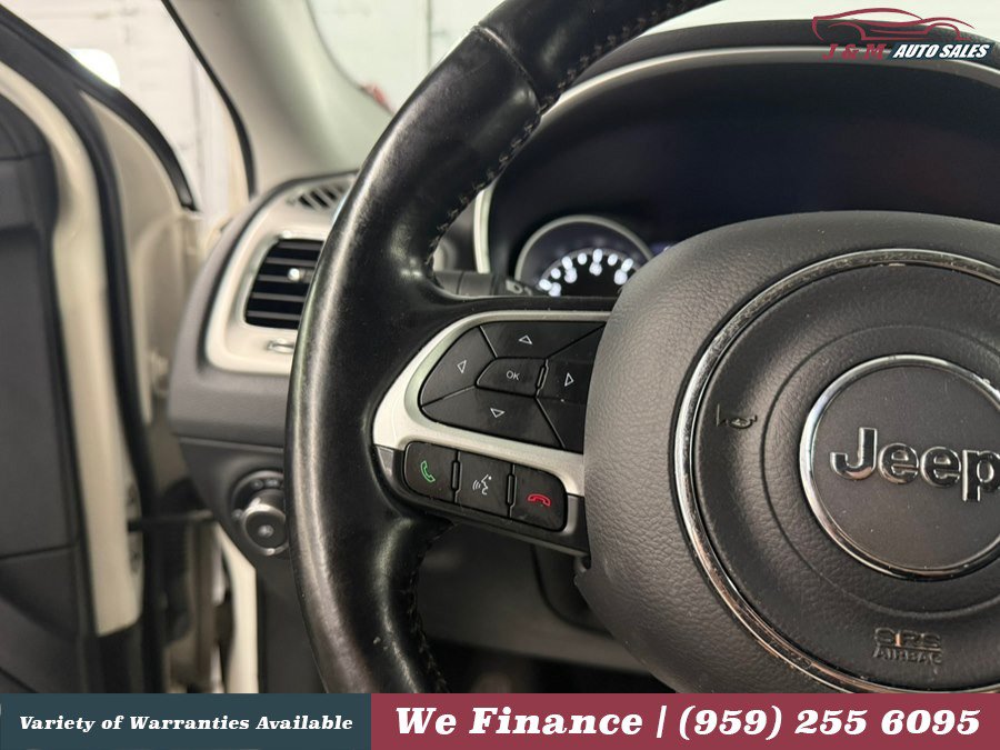 Used 2021 Jeep Compass Latitude w/ Convenience Group FWD image 24