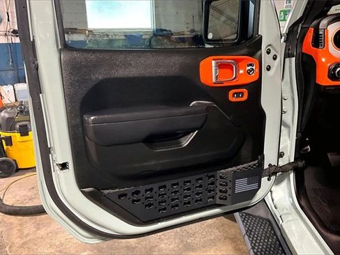 Used 2024 Jeep Wrangler Sport S image 18