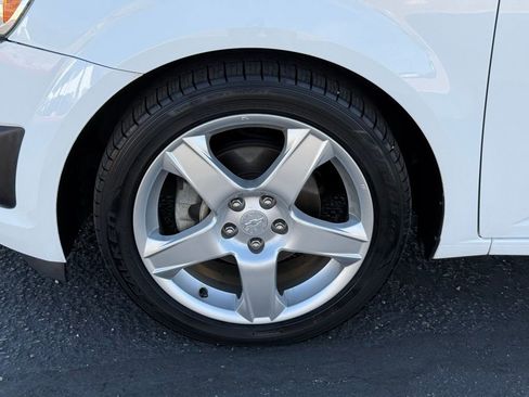 Used 2016 Chevrolet Sonic LTZ image 10