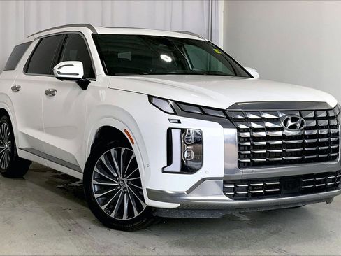 Used 2023 Hyundai Palisade Calligraphy image 33