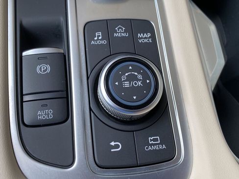 Used 2025 INFINITI QX60 Sensory w/ Vision Package AWD/4WD image 37