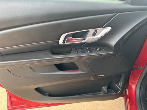 Used 2015 GMC Terrain SLE image 14