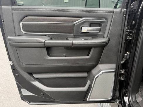 New 2026 RAM 3500 Laramie AWD/4WD image 13