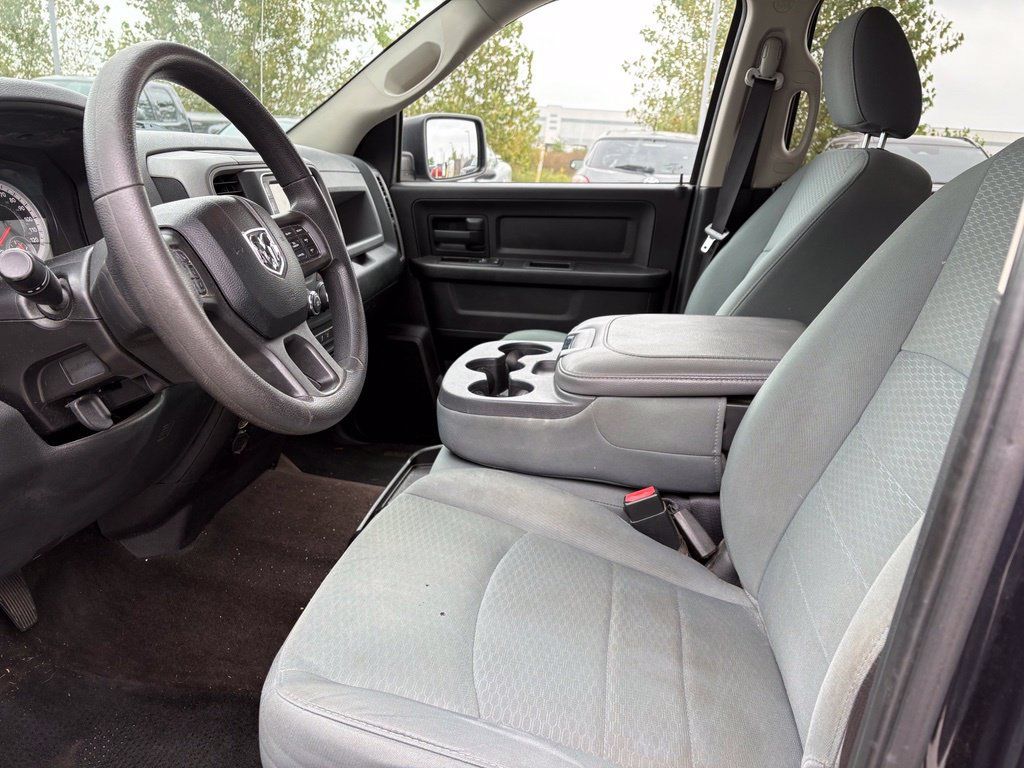 Used 2015 RAM 1500 Express AWD/4WD image 8