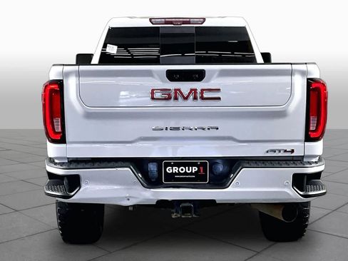 Used 2021 GMC Sierra 2500 AT4 w/ AT4 Premium Plus Package image 5