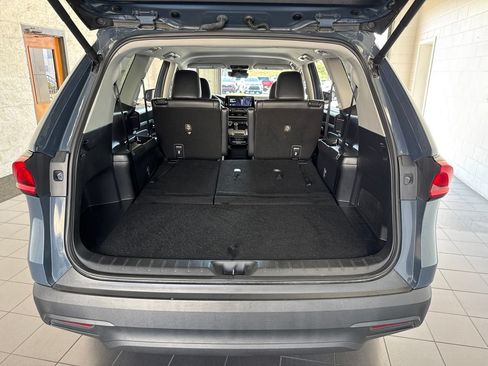 Certified 2025 Toyota Grand Highlander AWD image 9