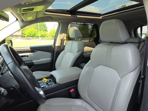 Used 2023 Honda Pilot Touring image 18