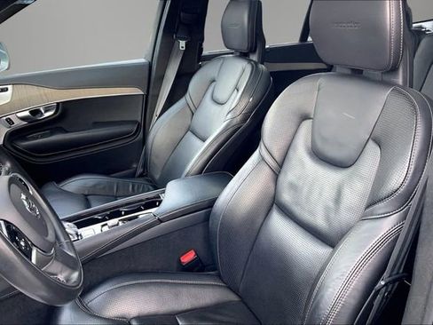 Used 2020 Volvo XC90 T8 Inscription image 18