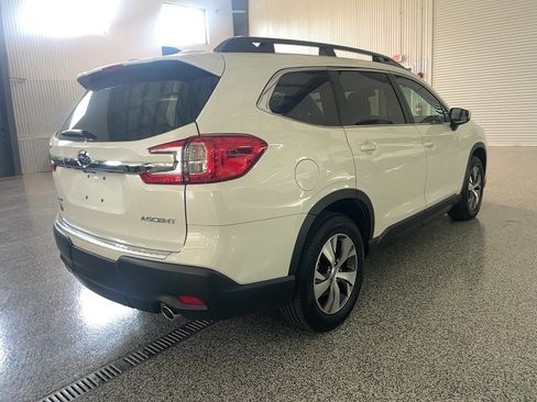 Used 2025 Subaru Ascent Premium AWD/4WD image 18