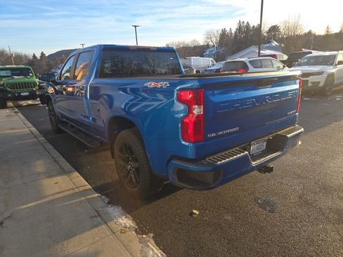 Used 2023 Chevrolet Silverado 1500 Custom image 4