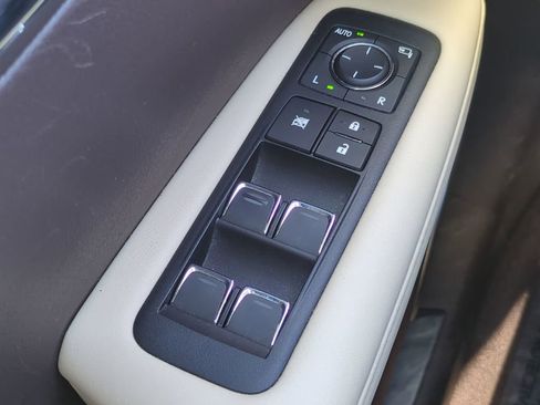 Used 2020 Lexus RX 350 AWD w/ Premium Package image 25