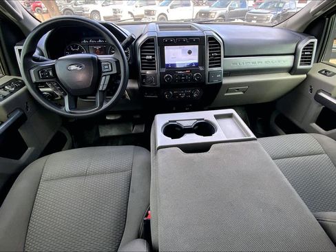 Used 2020 Ford F250 XLT w/ XLT Premium Package AWD/4WD image 16