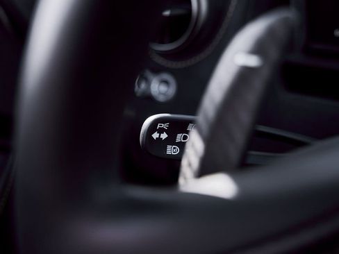 Used 2020 McLaren 720S Spider image 49