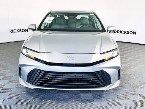 Certified 2025 Toyota Camry LE image 8