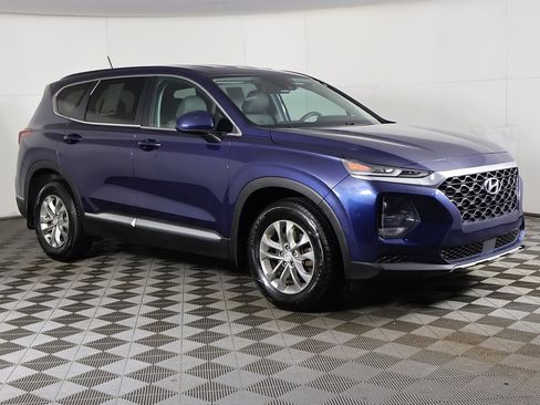 Used 2020 Hyundai Santa Fe SE image 45