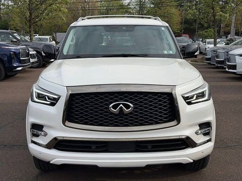 Certified 2024 INFINITI QX80 Premium Select w/ All-Season Package image 2