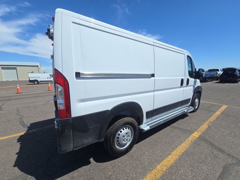 Used 2025 RAM ProMaster 2500 w/ U-Haul Equipment Group FWD image 4