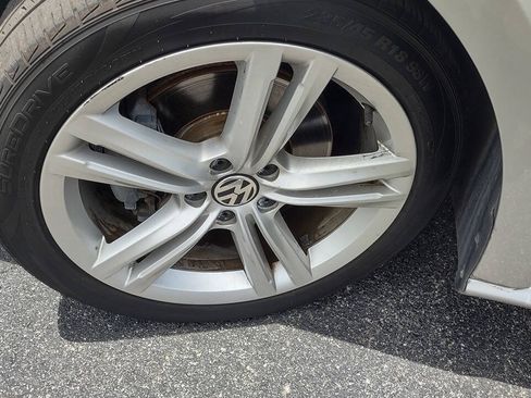 Used 2014 Volkswagen Passat 1.8T SE FWD image 36