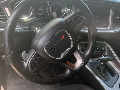 Used 2019 Dodge Challenger R/T RWD image 6