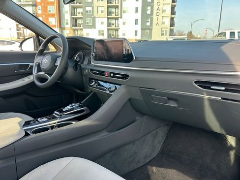 Used 2023 Hyundai Sonata SEL image 29